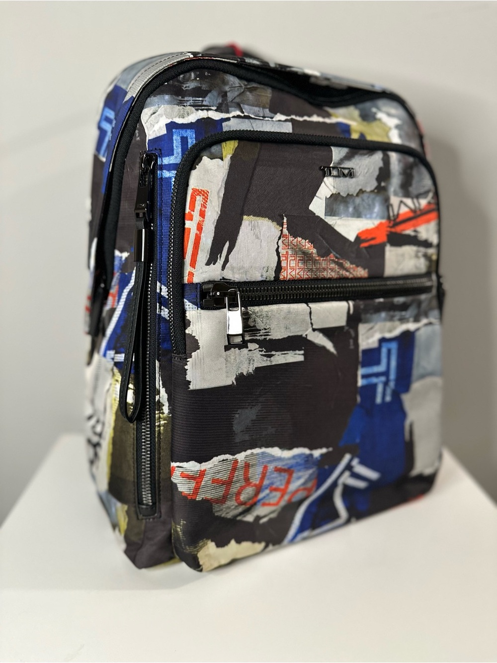 Stylish Multi-Color Graphic Backpack - Picture 2 of 9